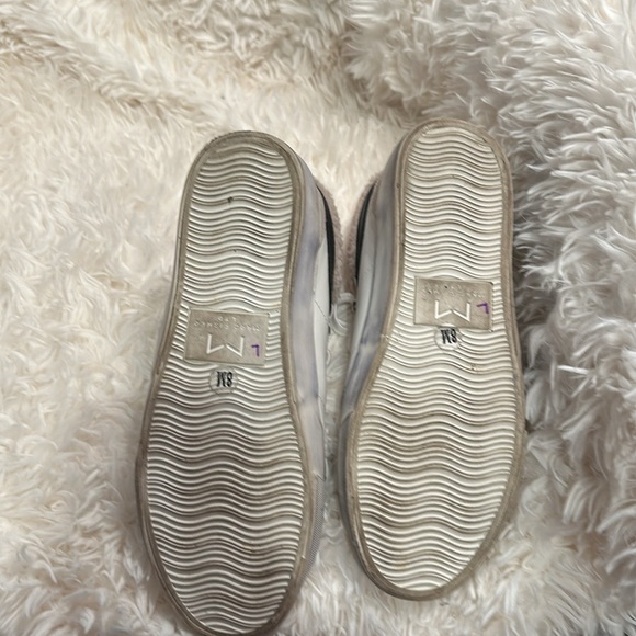 Marc Fisher LTD sneakers white with faux fur size 8M - Picture 3 of 8